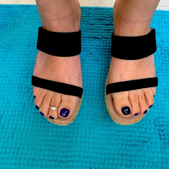 Platform wedge sandals - Picture 1 of 5